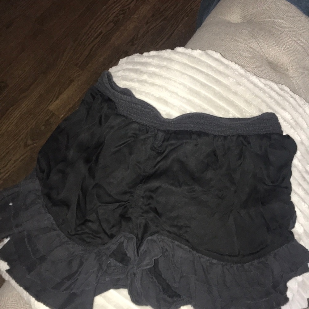 Free people ruffled slip shorts!
